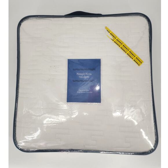 Simply Vera Wang White Signature Key Full/Queen Coverlet - Picture 2 of 5